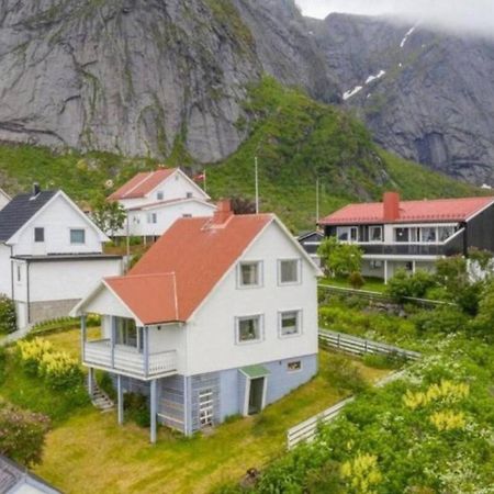 הוילה House By The Sea Reine, Lofoten מראה חיצוני תמונה