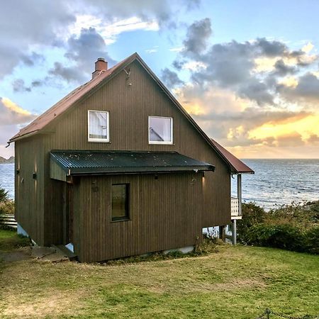 הוילה House By The Sea Reine, Lofoten מראה חיצוני תמונה