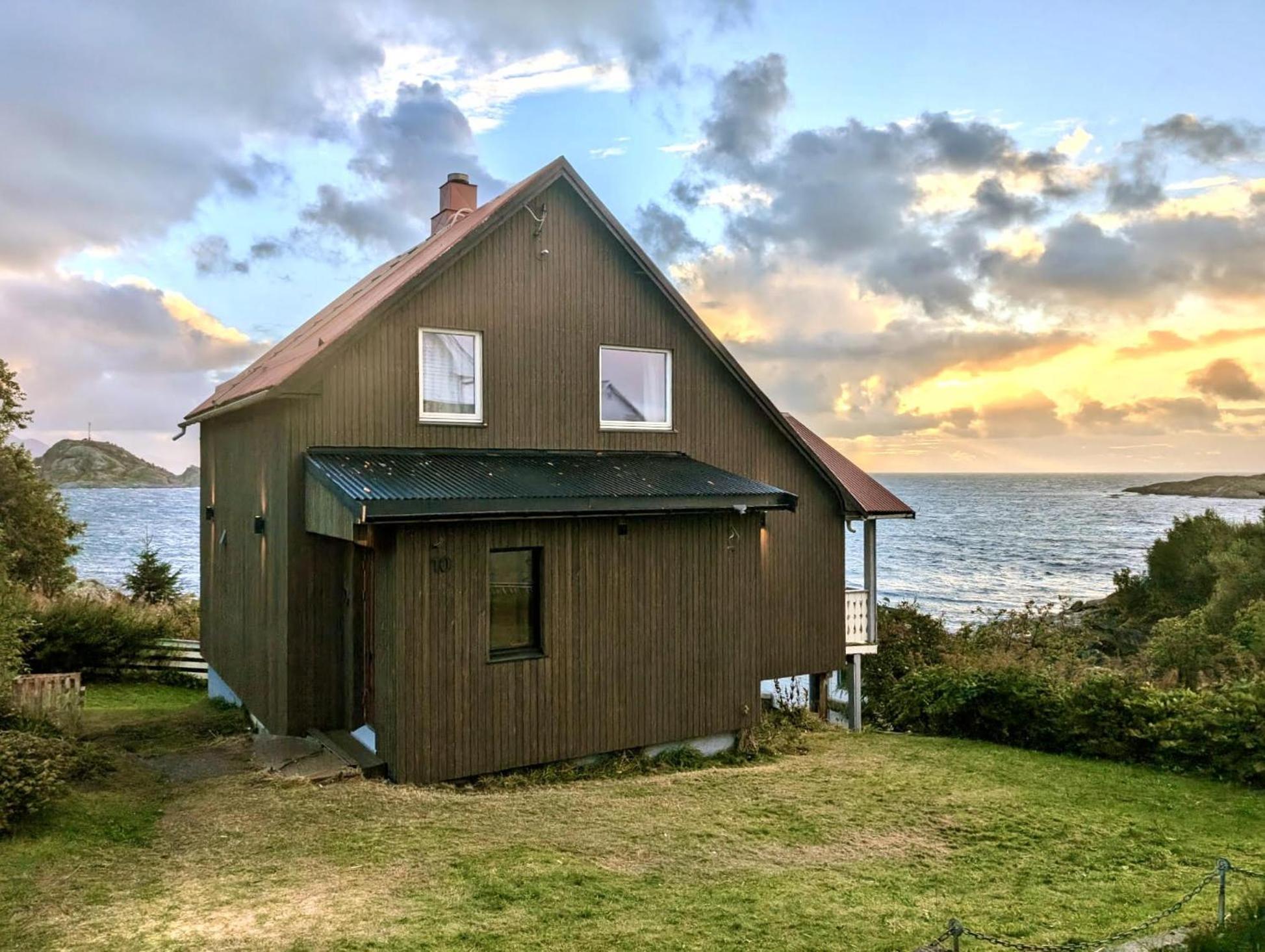 הוילה House By The Sea Reine, Lofoten מראה חיצוני תמונה